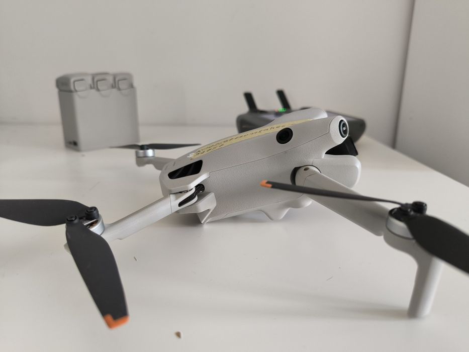 Dji Drona Mini 4 pro combo