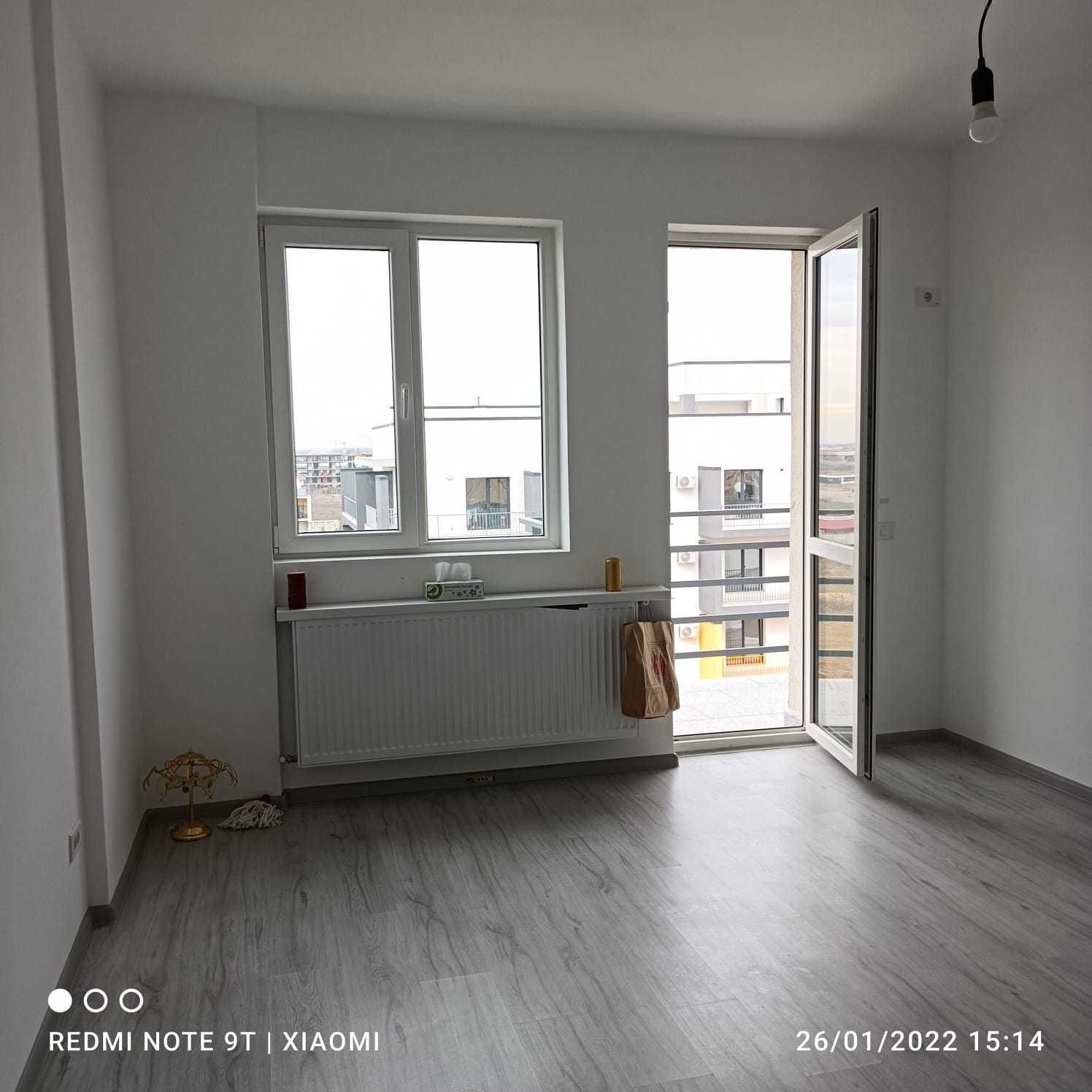 apartament 2 camere transformat in 3 camere Pallady