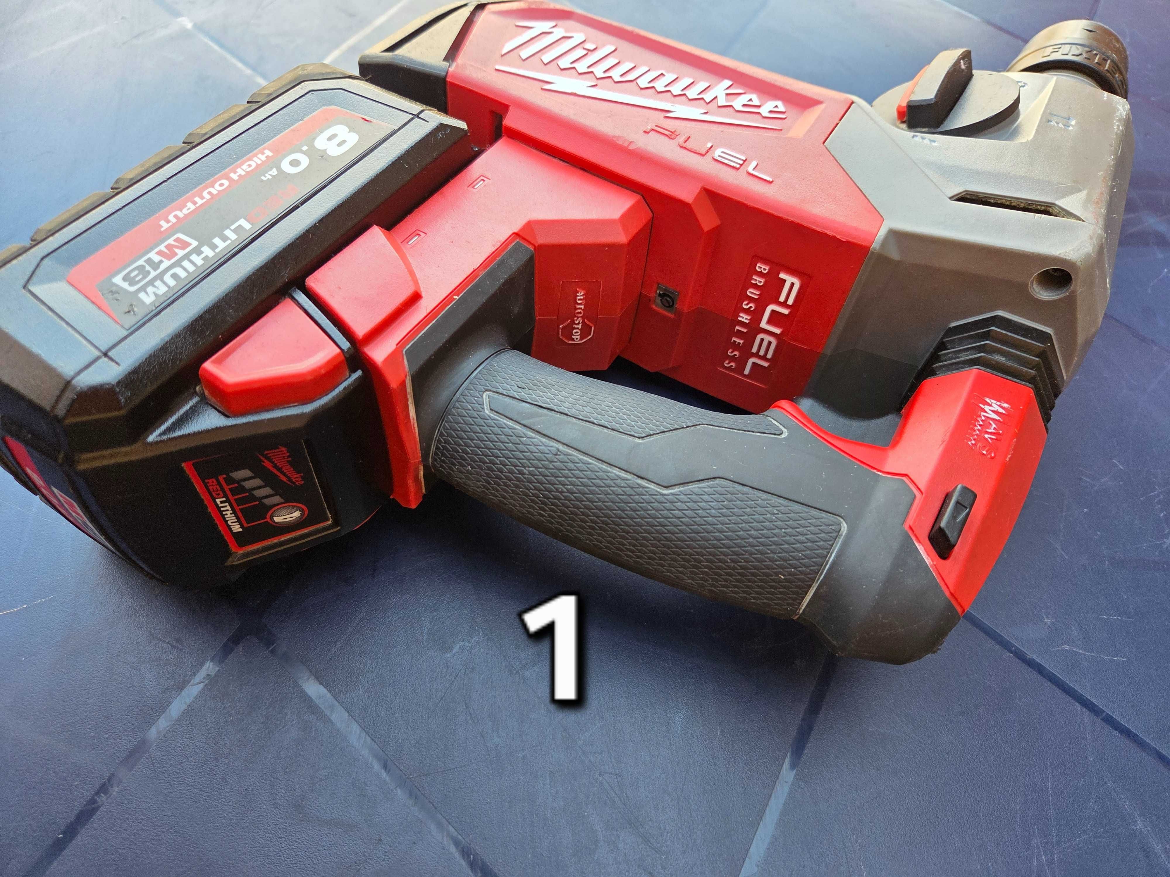 Milwaukee перфоратори M18 FHX и M18 CHX – перфектно състояние