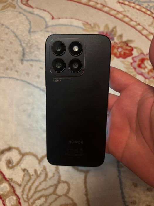 Honor X8b продается в отличном состоянии.