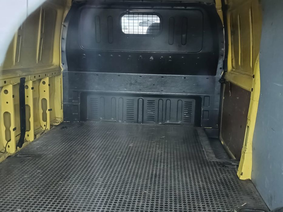 Vând Ford Tranzit 2.4 Diesel 4×4