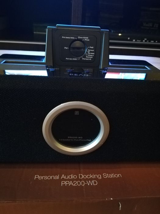 Vând boxă audio docking station