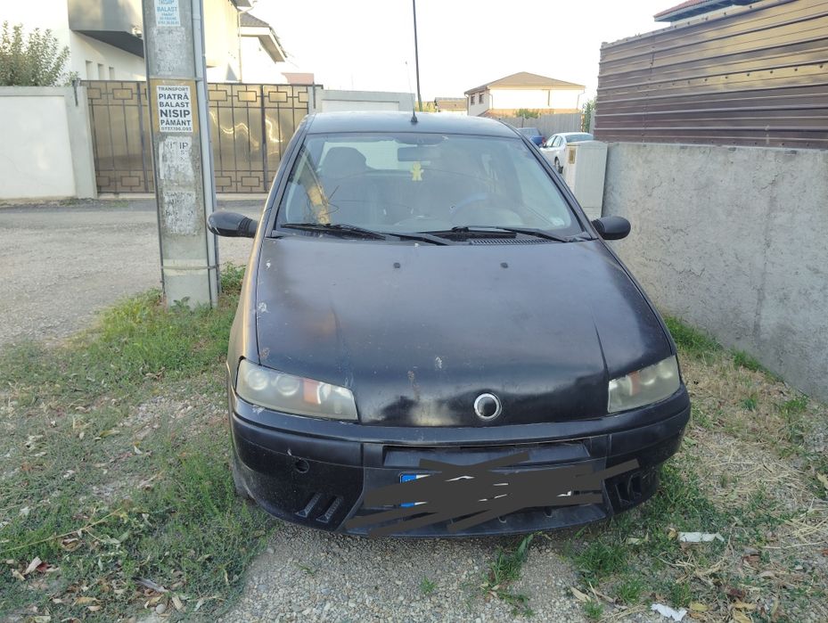 Vând Fiat punto benzină de 1,2