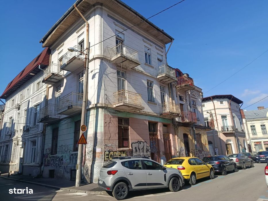 VILĂ MONUMENT ISTORIC DE VÂNZARE – Str. Sarmizegetusa, (Centru Vechi)