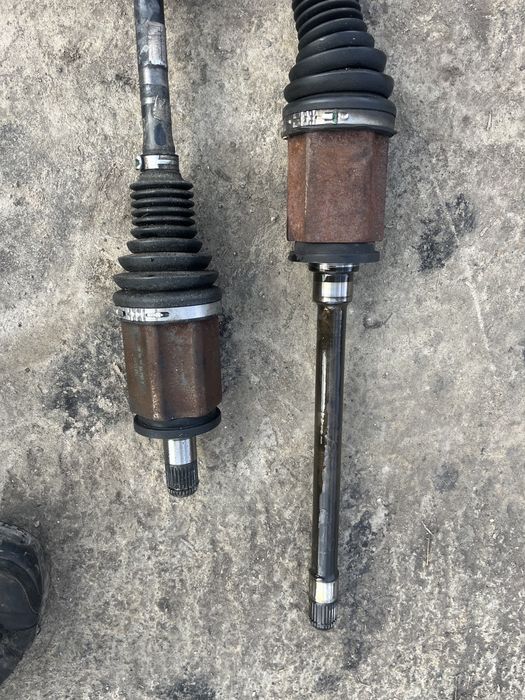 Предни полуоски бмв/bmw f10 f11 полуоски бмв ф10 ф11 530хд 535хд