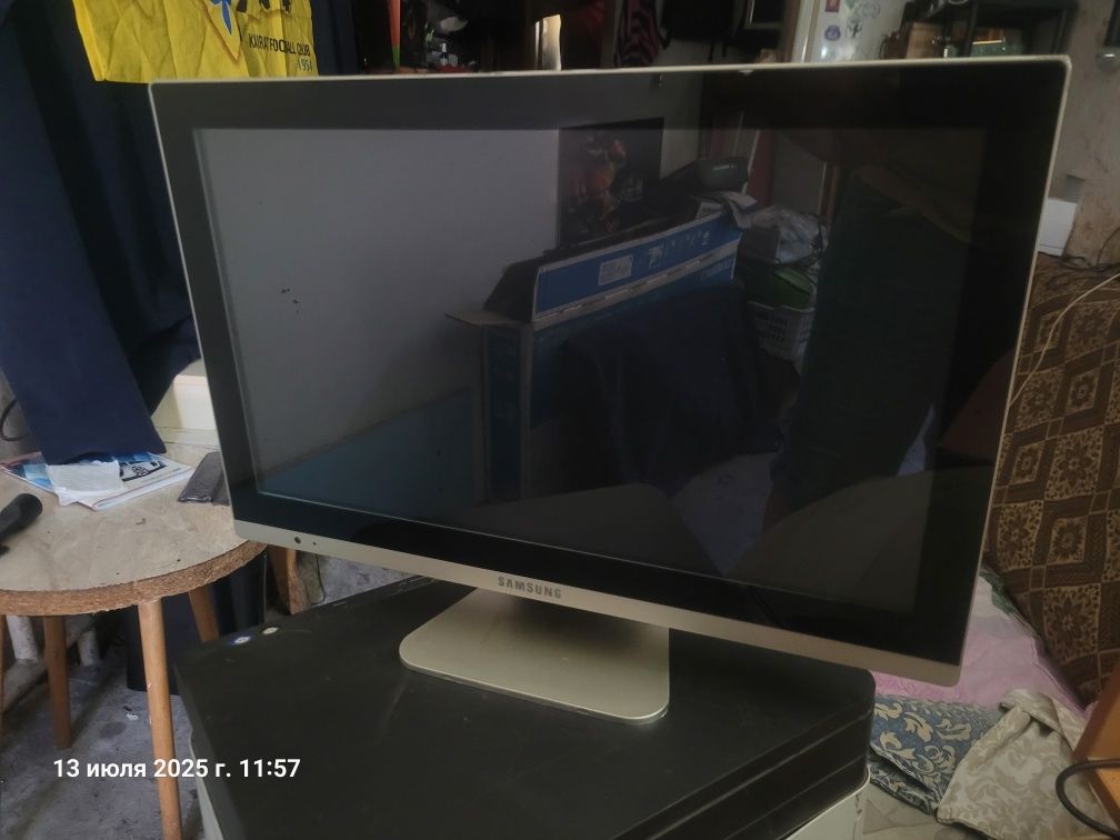 Продам монитор samsung HDMI vga
