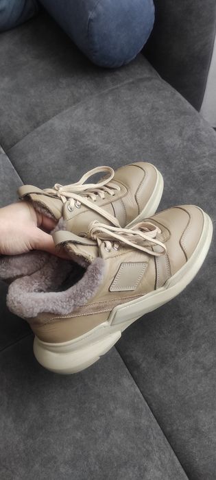 Женские зимние кроссовки ilvi 39 р