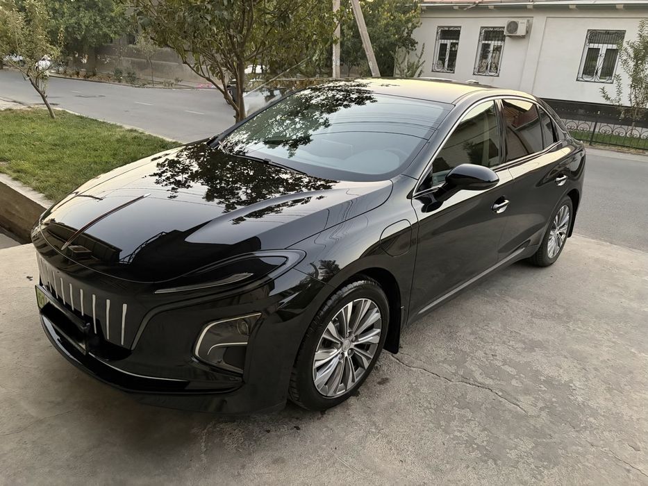 Hongqi eqm5 qora 500 km Kraska toza
