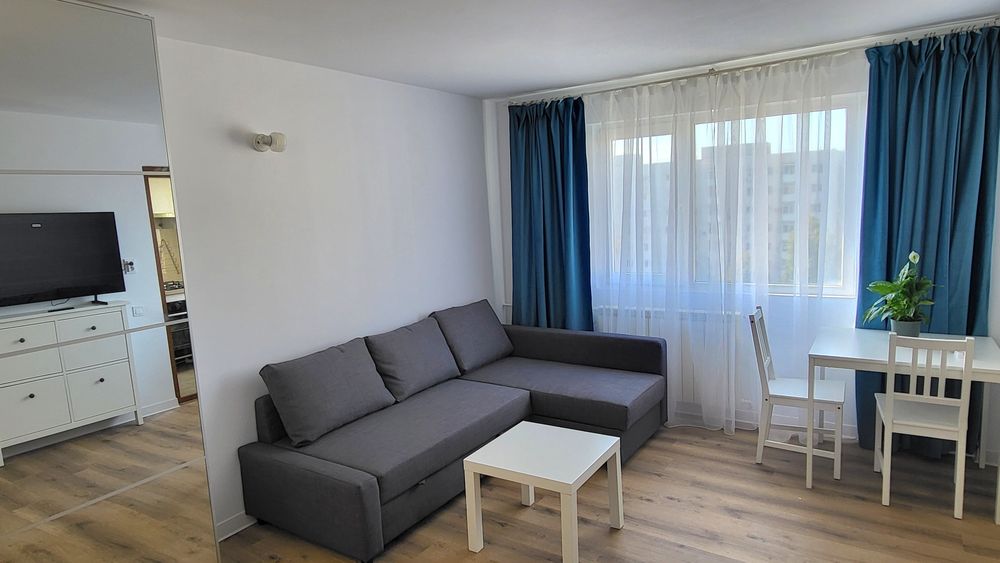 Proprietar- Garsoniera nou renovata la 4' de Piata Victoriei,Titulescu
