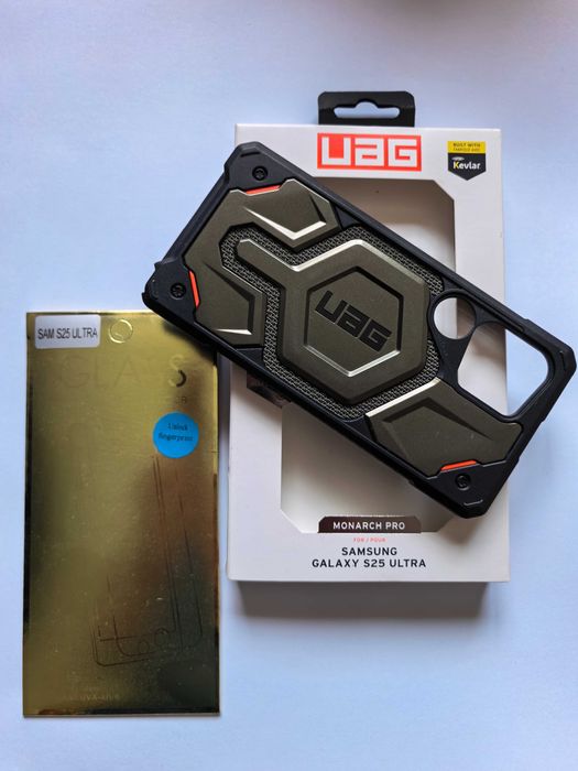 Husă UAG S25 Ultra kevlar green military magsafe și cadou