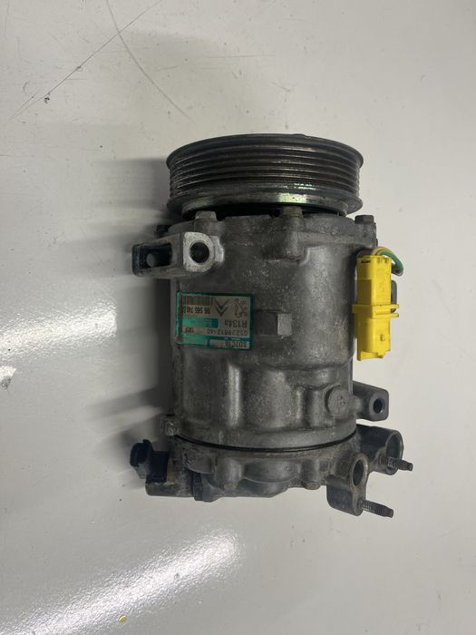 Компресор климатик Peugeot/Citroen/Volvo