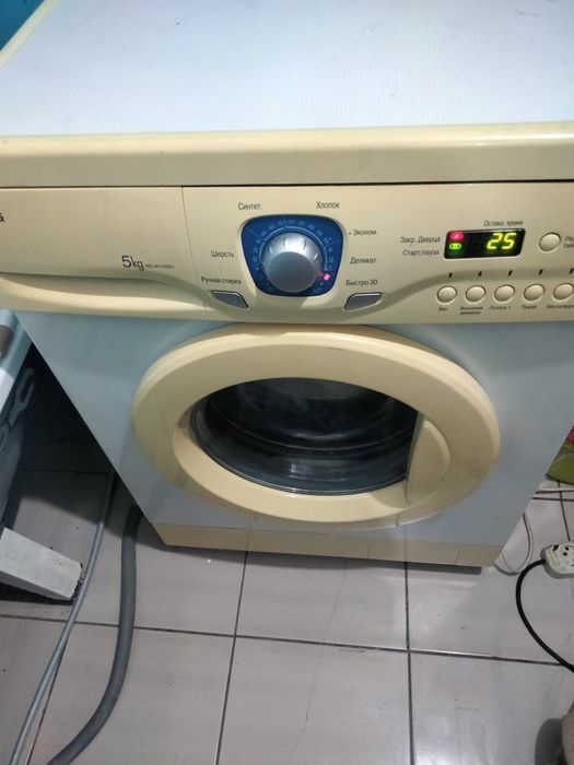 Продам стиральную машинку