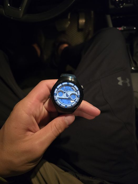 Часы хуавэй брали не давно месяц как