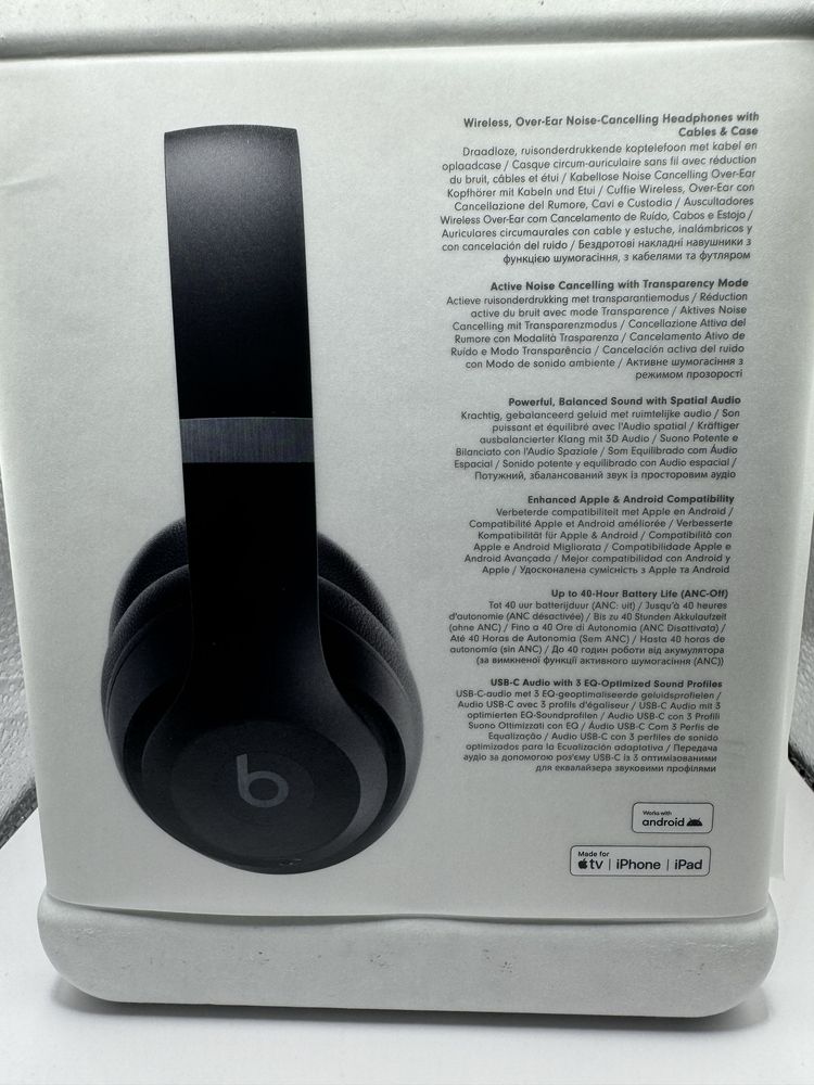 Beats Studio Pro