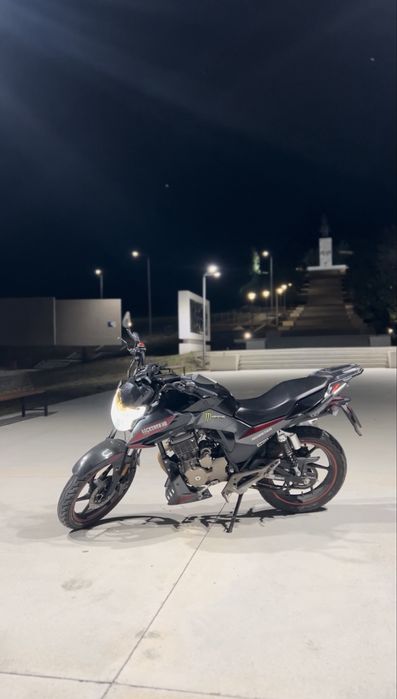 Motocicleta Daytona Monster 125cc (16 ani)