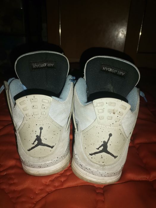Jordan 4 unc mărimea 42