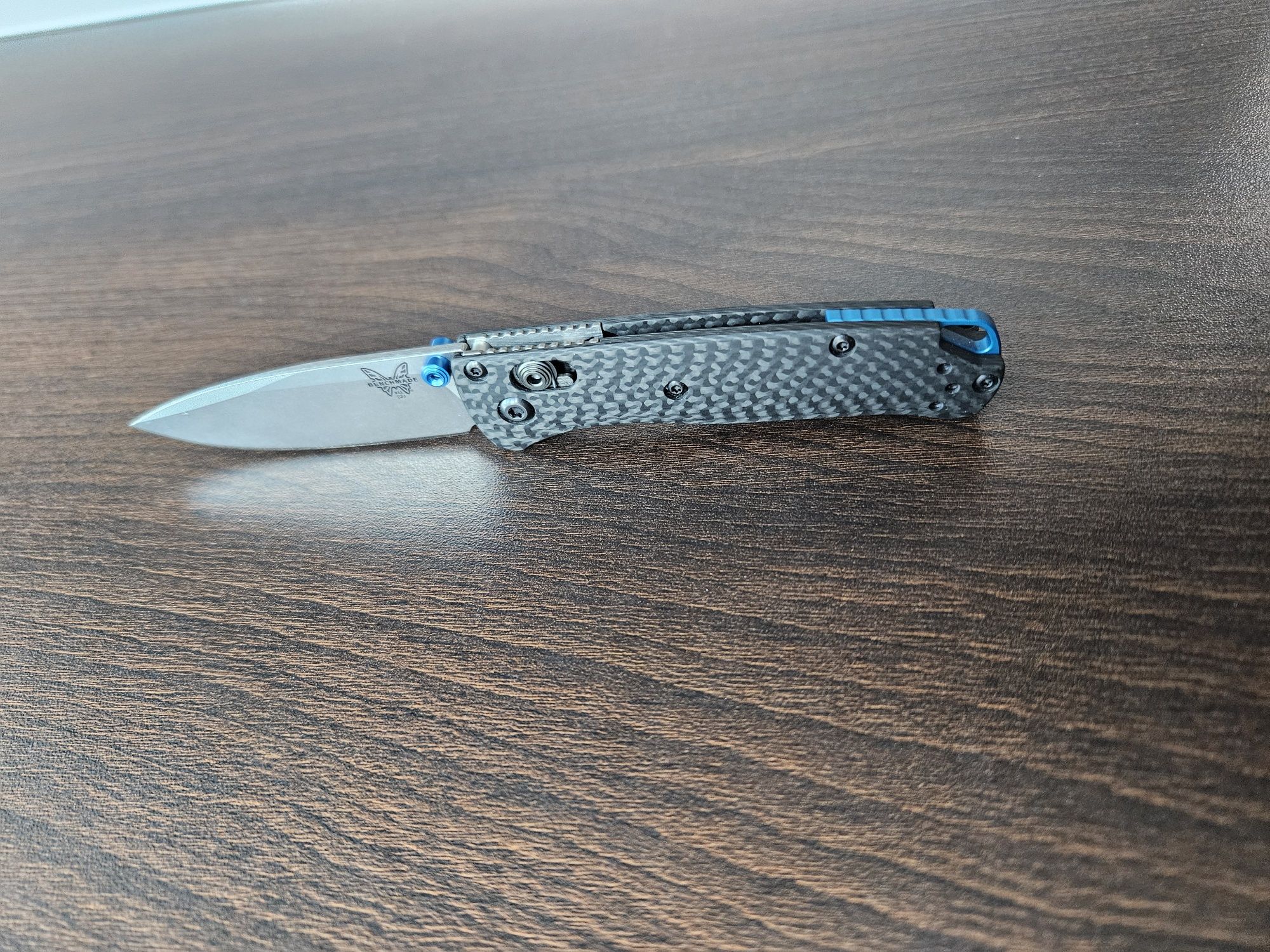 Benchmade bugout- carbon