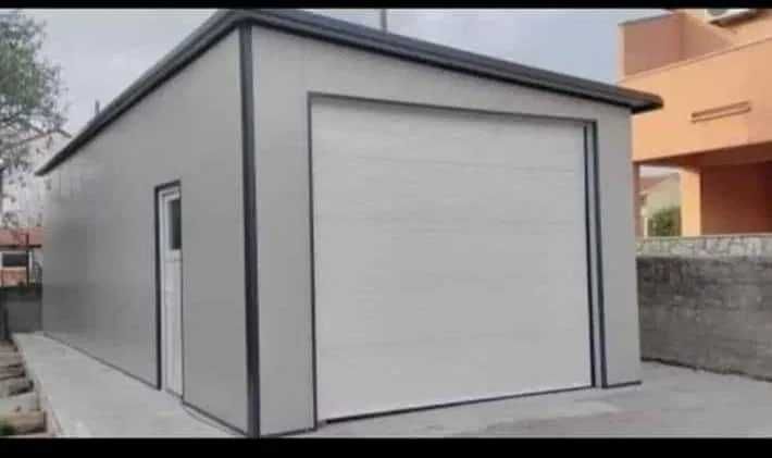 Vand garaj auto din panouri sandwich 2.5*6m