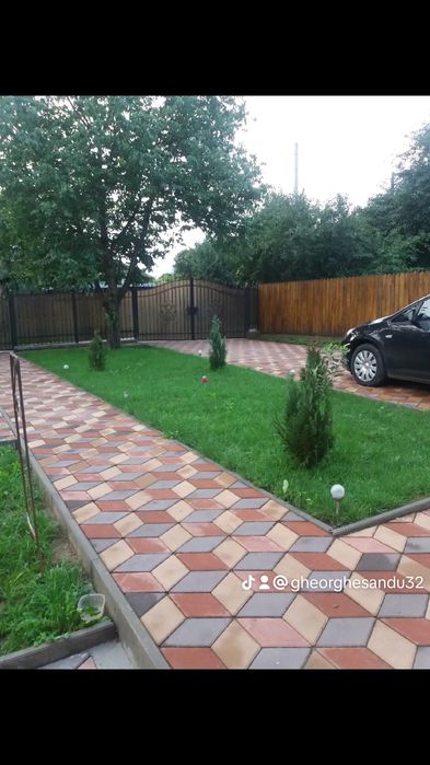 Montaj pavaje borduri rigole piatra travertin gazon județul Iași