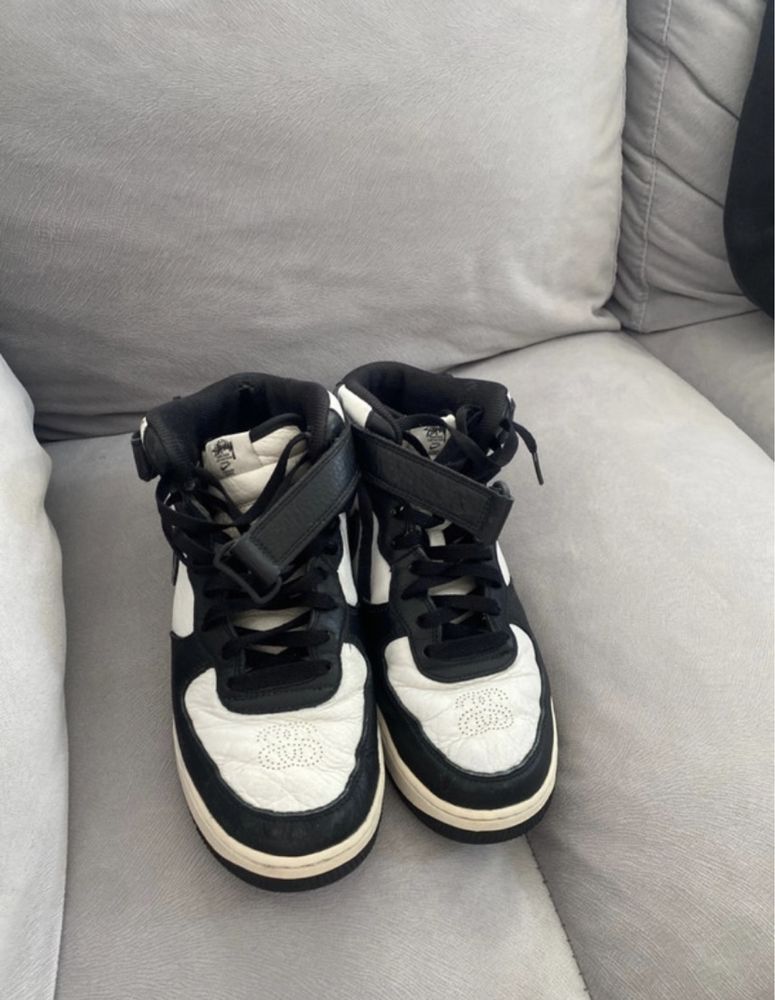 Nike air force 1 mid stussy