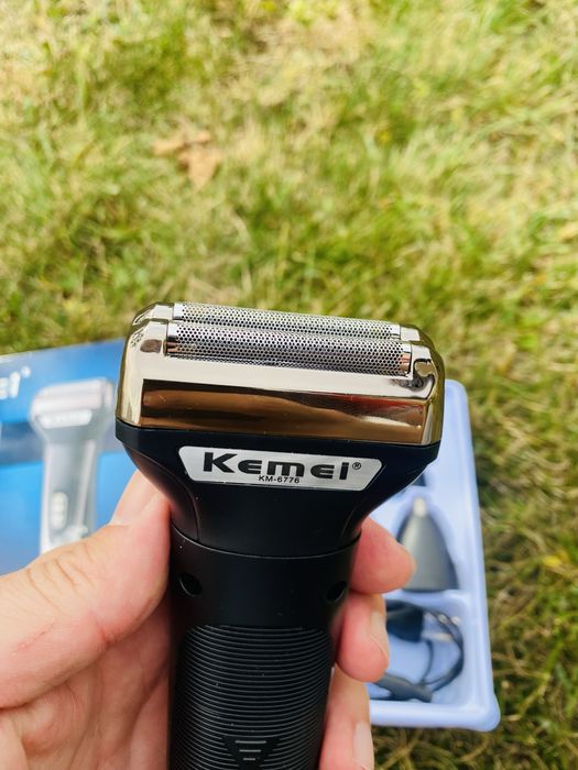 Тример за тяло , машинка за подстригване Kemei -3 в 1