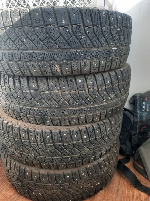 Продам шины размер 15