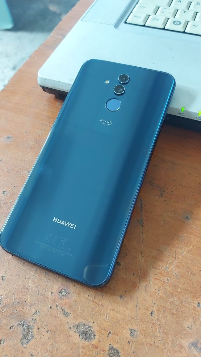 HUAWEI mate 20 lite