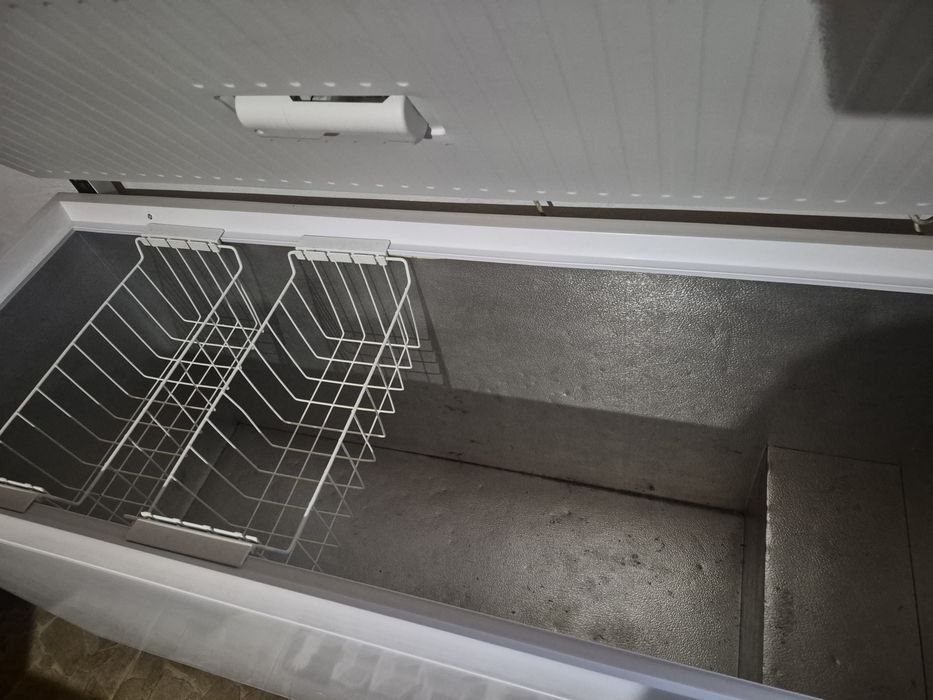 Lada frigorifica zanussi