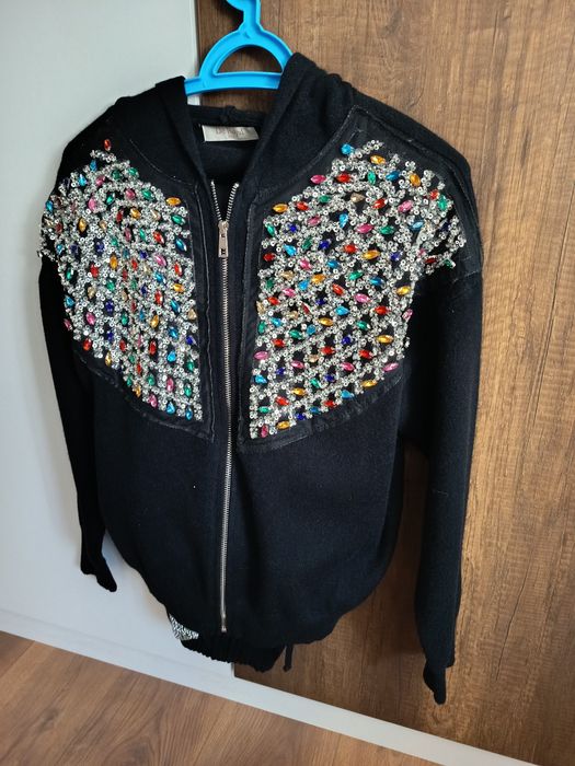 Комплект с камъни плетиво