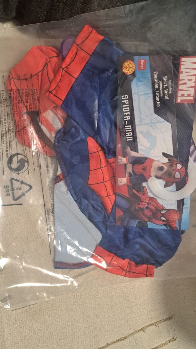 Costum de spiderman pentru caine