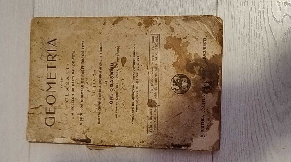 Carte veche străină și românească