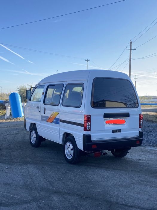 Chevrolet Damas Deluxe