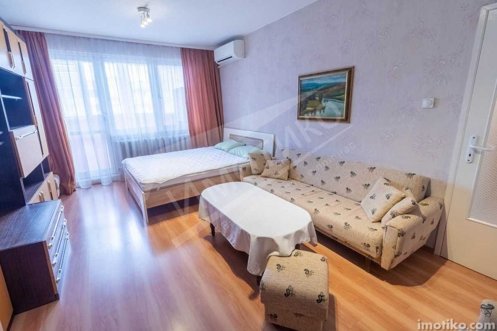 Гарсониера в Младост 3