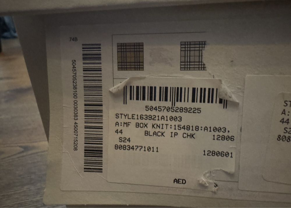 Adidasi Burberry 44