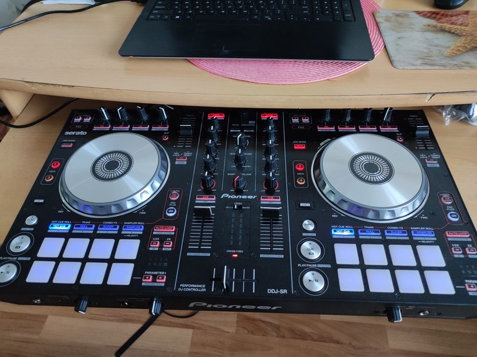Контролер Pioneer DJ SR