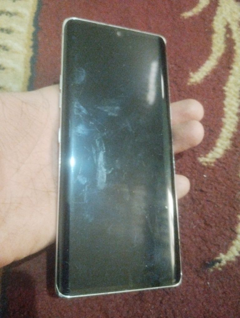 Lg Velvet 8/128 aybi bor