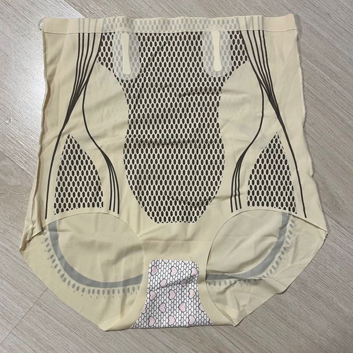 Трусики высокие женские