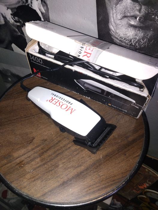 Moser - Профессиональная машинка для стрижки волос 1400 Edition белая