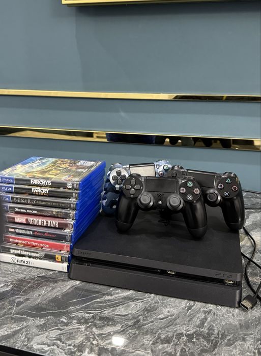 Ps4 Slim 800GB + 3 Джойстика