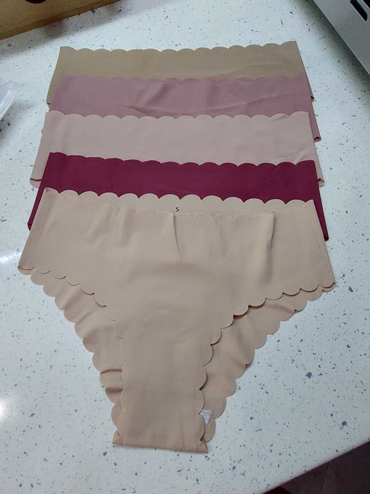 Супер Секси дамски бикини 11бр. само за 12лв.