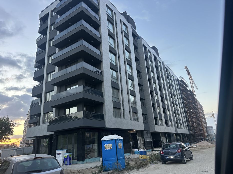 Продавам 2-стаен апартамент