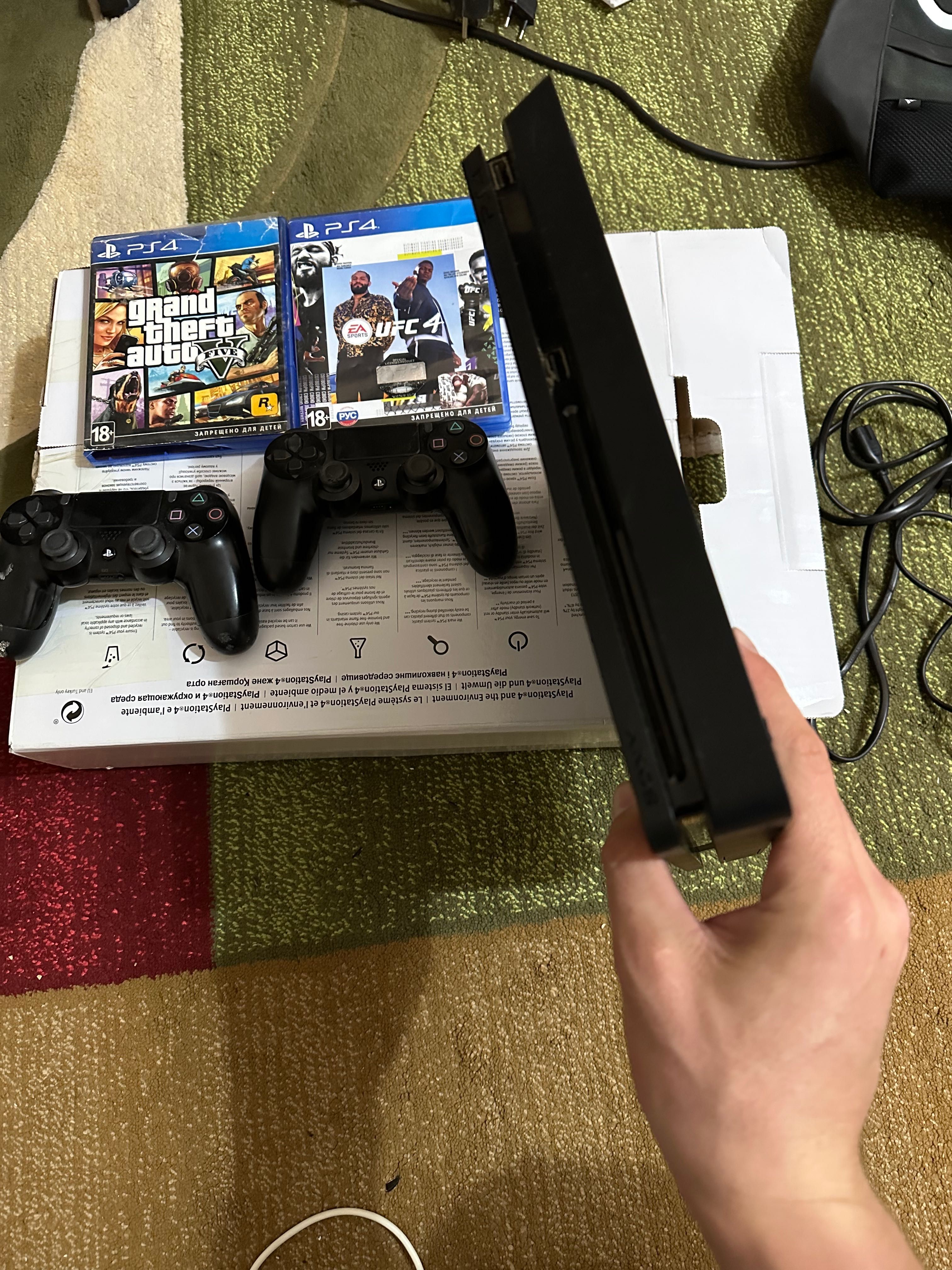 sony playstation 4 slim 1 тб GTA5 UFC4 Быр колда болган каробка  бар