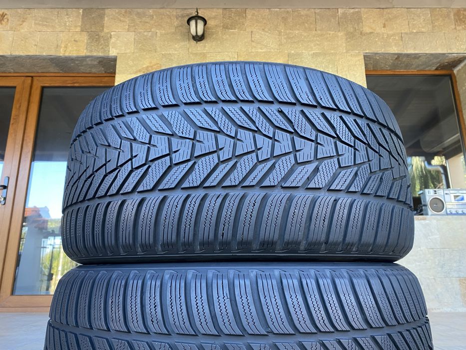 2бр. Зимни гуми 305/40/20 Hankook Winter i*Cept Evo 3 XL 112V DOT2923