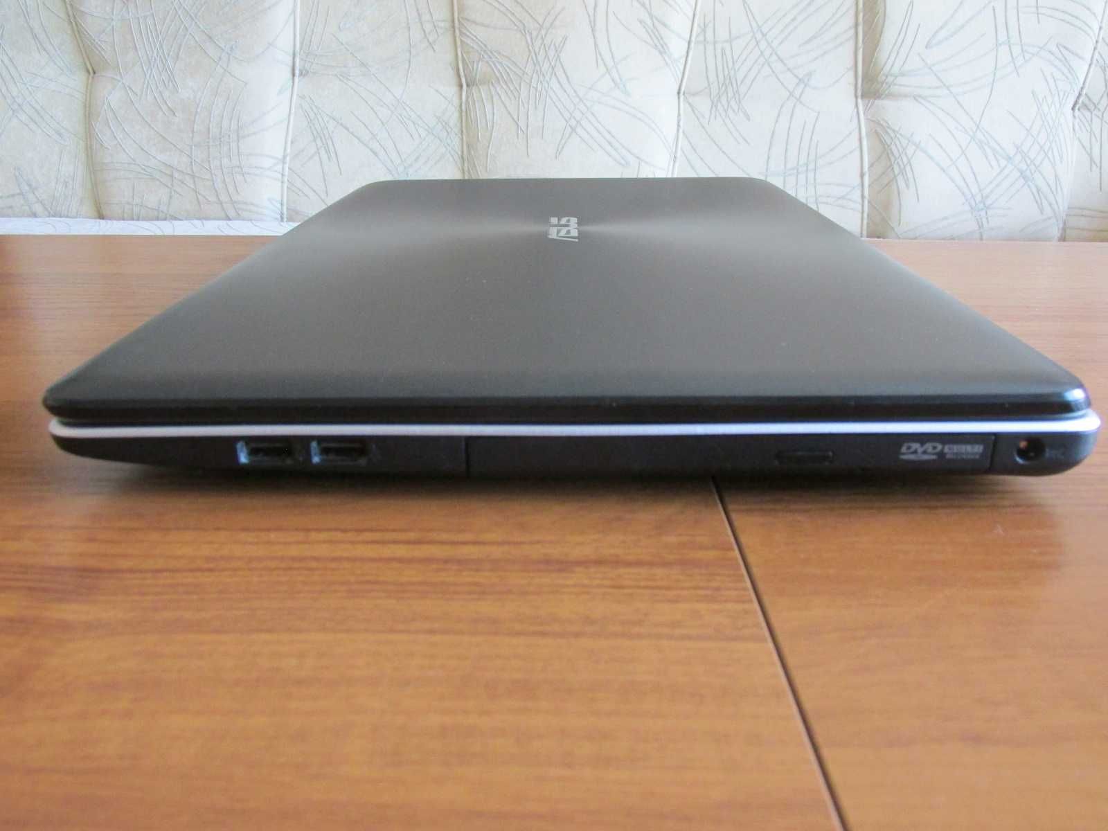17.3 инча Asus с i5-4200,nVidia 840,Full HD