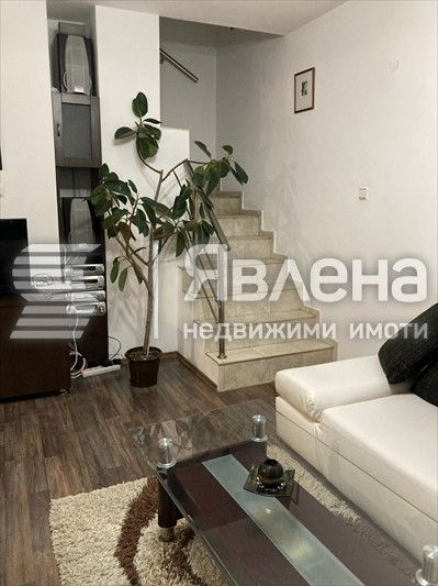 Дава се под наем Тристаен апартамент в Варна, Окръжна болница - 85 кв.м за 715 € - Снимка #9