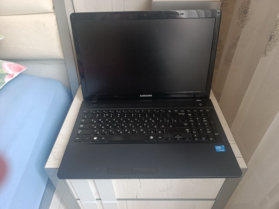 Продаю ноутбук Samsung