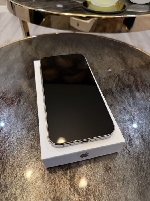 iPhone 16 Pro Max 512GB Natural Titanium Neverlocked ca nou