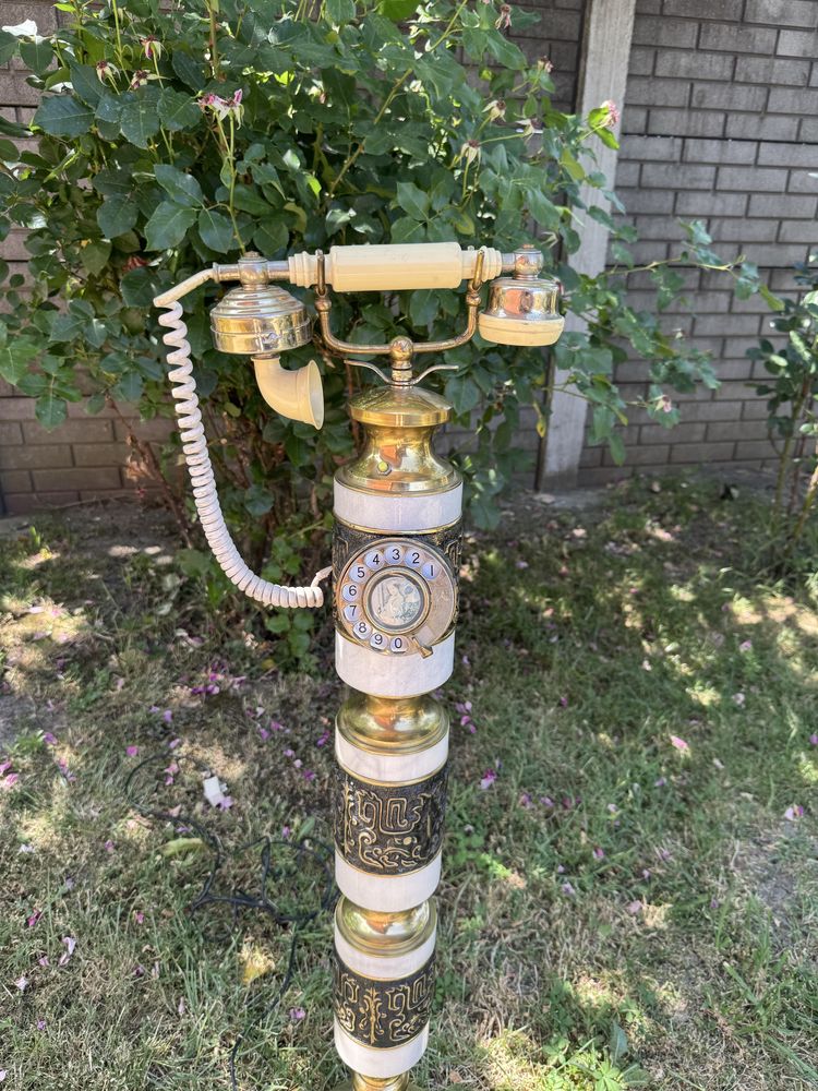 Telefon deosebit din bronz si marmura