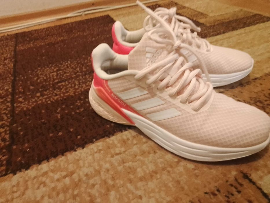 Adidași ca noi , mărimea 36