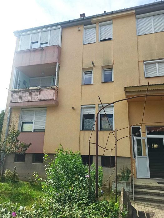 Apartament de vanzare 2 camere - Cugir - 59mp utili
